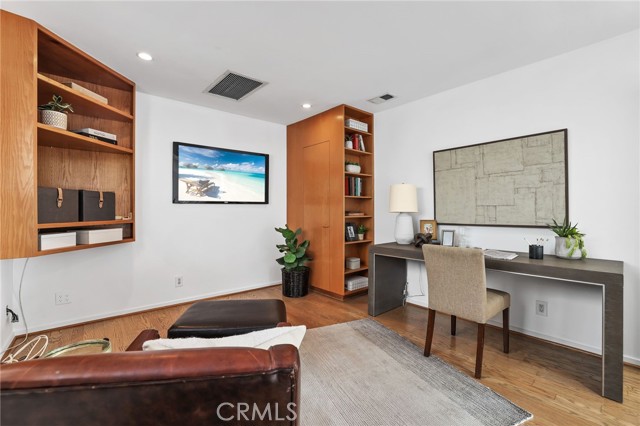 Detail Gallery Image 27 of 57 For 64 59th Pl, Long Beach,  CA 90803 - – Beds | – Baths