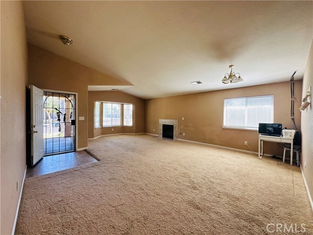 Detail Gallery Image 8 of 18 For 595 Brittany Way, Merced,  CA 95341 - 4 Beds | 2 Baths