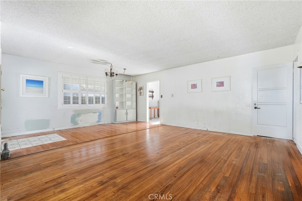 MLS #SR25273536 image #1