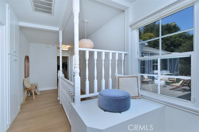 3753 Berry Drive, Studio City CA: https://media.crmls.org/medias/9ce17862-4367-4485-8bb9-62bc643701eb.jpg