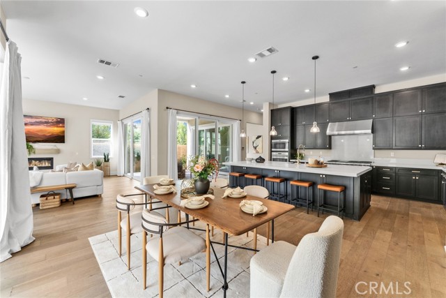 Detail Gallery Image 17 of 51 For 114 Crossover, Irvine,  CA 92618 - 5 Beds | 5/2 Baths