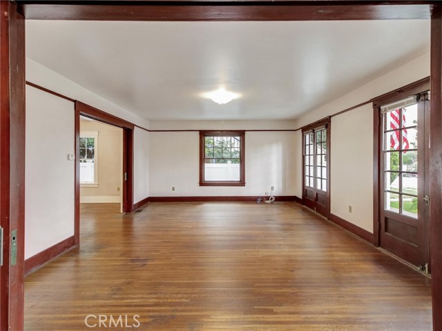 Detail Gallery Image 9 of 40 For 1423 Post Ave, Torrance,  CA 90501 - 5 Beds | 3/1 Baths