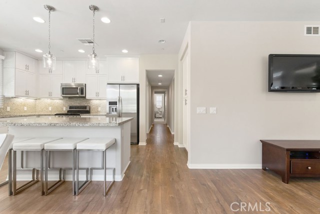 Front Image Thumbnail for CROC25282322