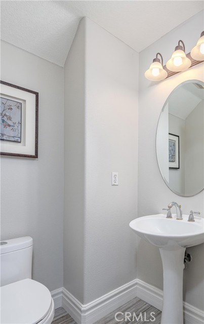 Detail Gallery Image 20 of 70 For 18571 Amalia, Huntington Beach,  CA 92648 - 5 Beds | 4/1 Baths