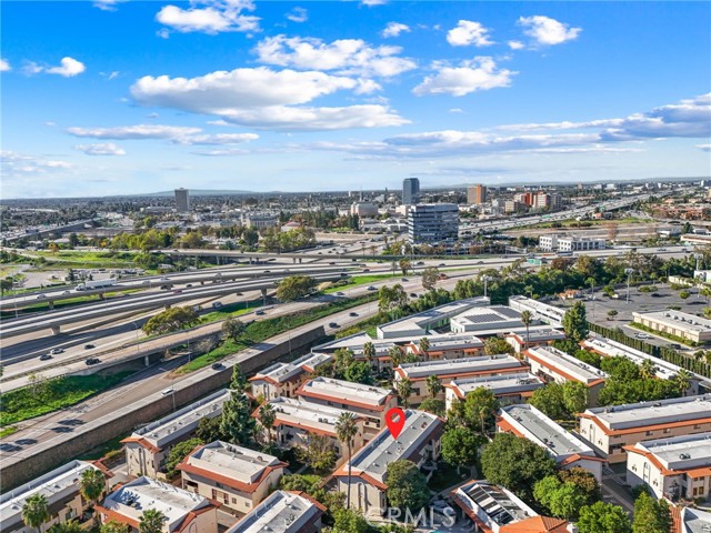 Detail Gallery Image 28 of 32 For 400 S Flower St #108,  Orange,  CA 92868 - 2 Beds | 1/1 Baths