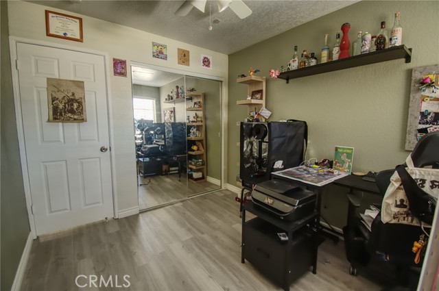 Image 13 of 32 For 9839 9839 Warwick Dr