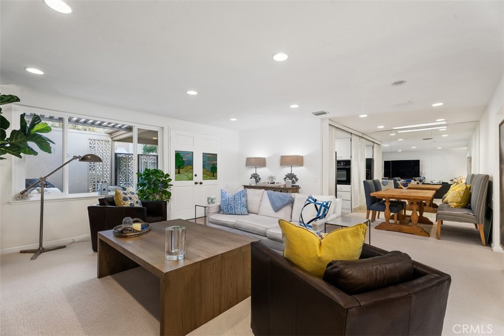 MLS #OC25254445 image #9