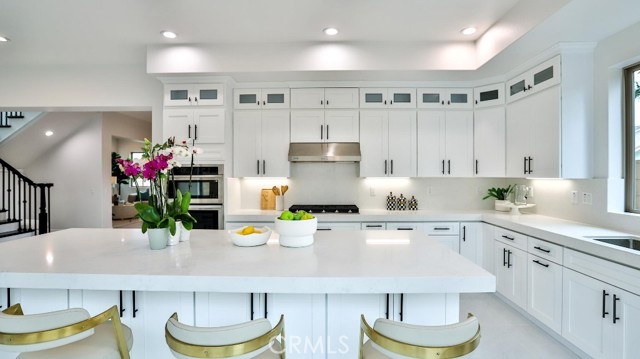 Detail Gallery Image 14 of 49 For 17413 Sienna Ln, Fountain Valley,  CA 92708 - 4 Beds | 4 Baths