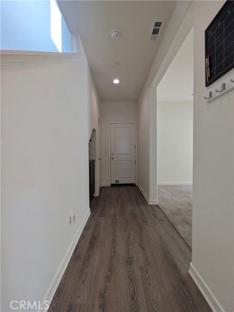 Detail Gallery Image 7 of 24 For 12886 Greenstone Way, Moreno Valley,  CA 92555 - 4 Beds | 2/1 Baths