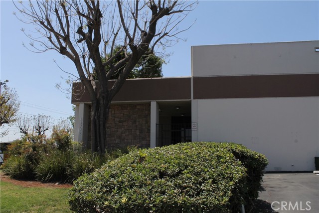 Image 8 of 62 For 18737 Reyes Avenue