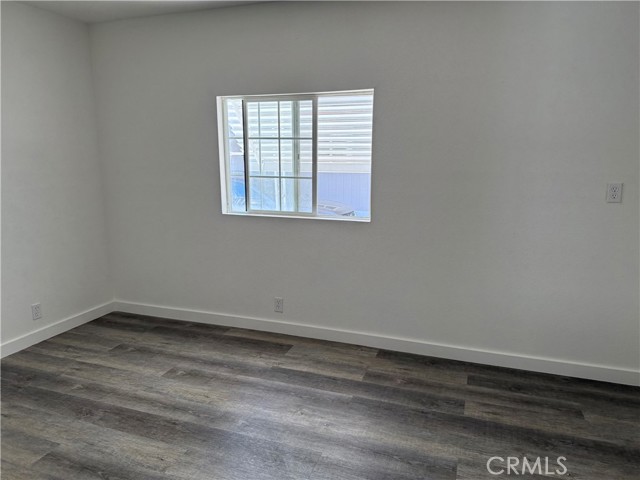 350 E San Jacinto Avenue, Perris CA: https://media.crmls.org/medias/9ce9290c-3015-4cca-8d5e-c9502acf6502.jpg