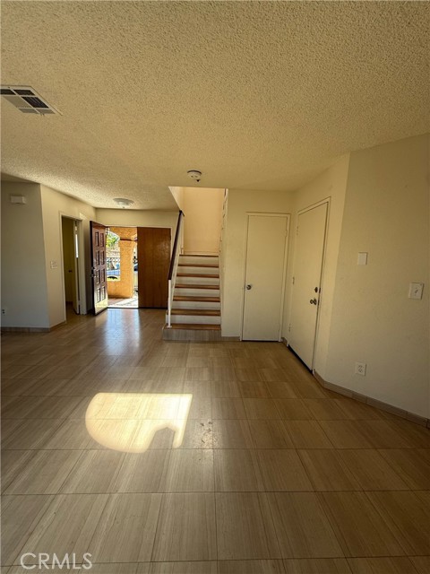 Detail Gallery Image 9 of 20 For 12121 Ramona, El Monte,  CA 91732 - 3 Beds | 3 Baths