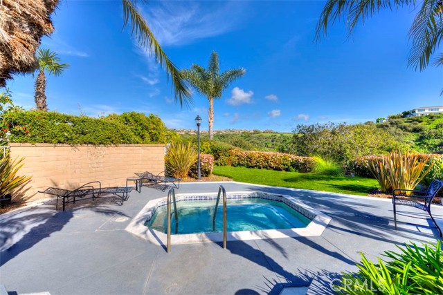 Detail Gallery Image 47 of 55 For 3621 Geranium, Corona Del Mar,  CA 92625 - 2 Beds | 2 Baths