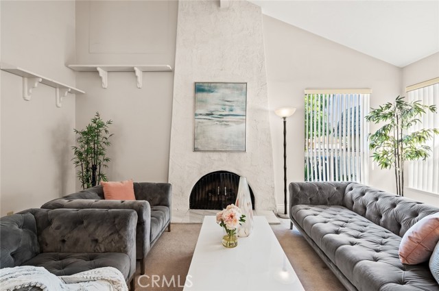 22443 Robin Oaks, Diamond Bar CA: https://media.crmls.org/medias/9cea42cf-48db-49ec-a4b4-8587befd9b53.jpg