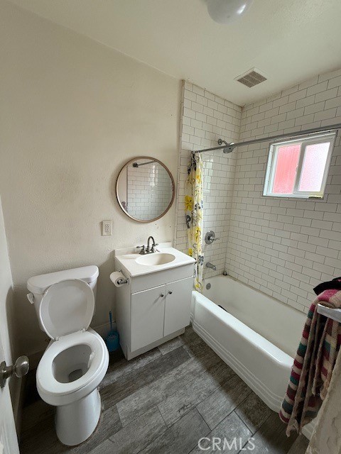 Detail Gallery Image 13 of 14 For 10122 S Normandie Ave, Los Angeles,  CA 90044 - – Beds | – Baths