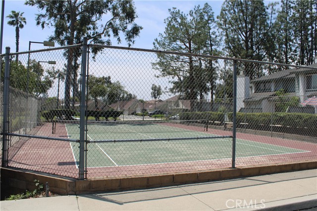 Detail Gallery Image 13 of 14 For 1978 E 5th St, Ontario,  CA 91764 - 2 Beds | 1/1 Baths