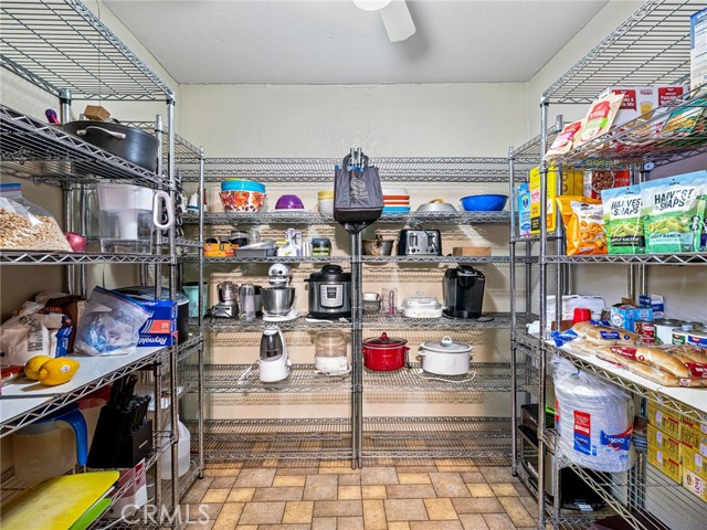 Detail Gallery Image 15 of 45 For 14154 Hopi, Apple Valley,  CA 92307 - 3 Beds | 2 Baths