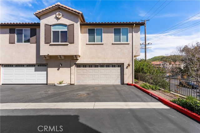 Detail Gallery Image 8 of 28 For 27968 Avalon, Canyon Country,  CA 91351 - 2 Beds | 2 Baths