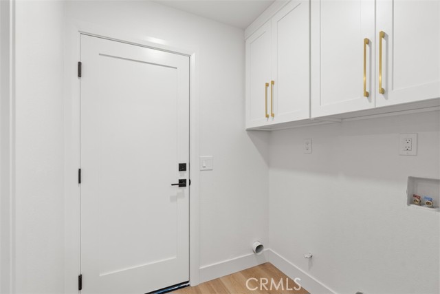 Detail Gallery Image 16 of 27 For 333 E Phillips Bld, Pomona,  CA 91766 - 3 Beds | 2/1 Baths