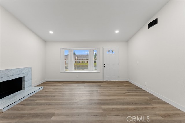 Detail Gallery Image 5 of 32 For 1365 W Etiwanda Ave, Rialto,  CA 92376 - 3 Beds | 2 Baths