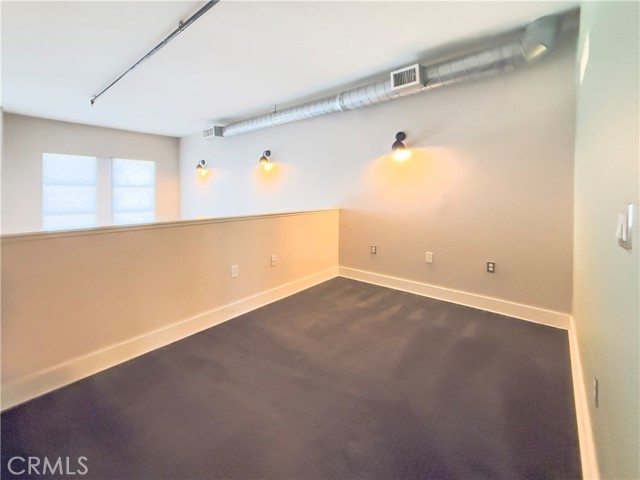 909 E Santa Ana Boulevard, Santa Ana CA: https://media.crmls.org/medias/9cee0432-2dc8-4839-a77b-d980b6aea16d.jpg