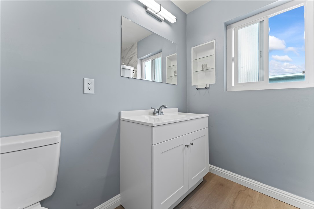 Detail Gallery Image 16 of 27 For 1329 E 1st St #5,  Long Beach,  CA 90802 - 1 Beds | 1 Baths