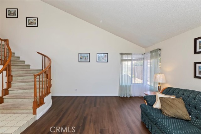 Detail Gallery Image 16 of 56 For 2450 via Pacifica, Corona,  CA 92882 - 4 Beds | 3 Baths