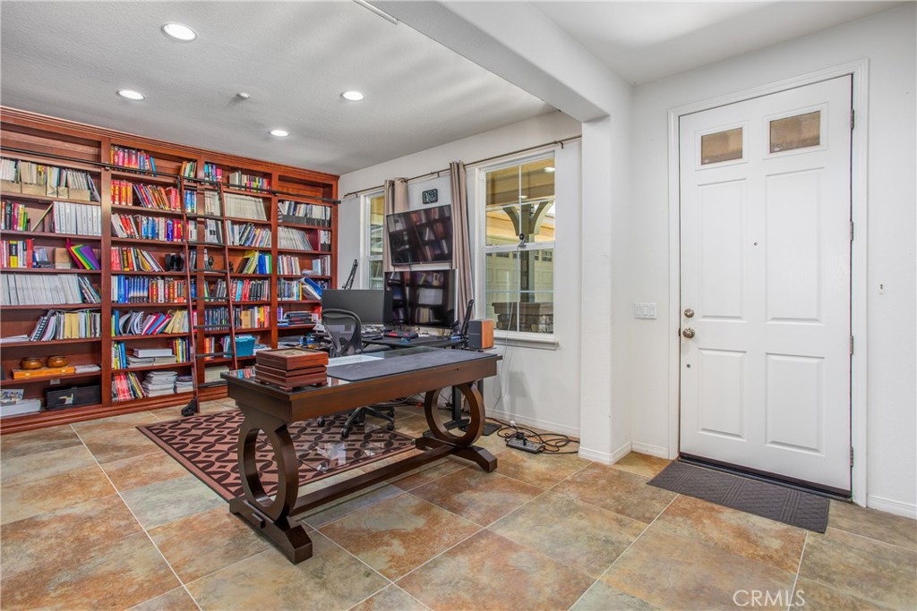 MLS #IG25173718 img 4