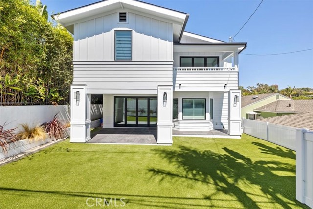 3213 Pine Ave, Manhattan Beach, California 90266, 5 Bedrooms Bedrooms, ,1 BathroomBathrooms,Residential,Sold,Pine Ave,SB22146634