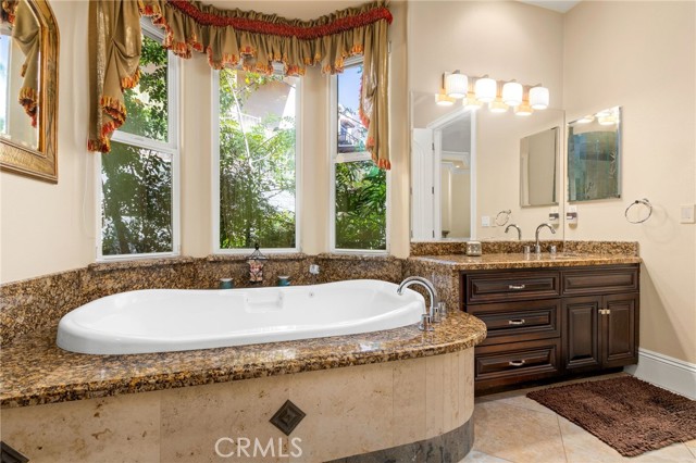 Detail Gallery Image 31 of 68 For 22928 San Joaquin, Canyon Lake,  CA 92587 - 4 Beds | 4/2 Baths
