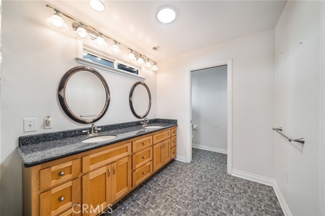 Detail Gallery Image 25 of 52 For 178 N Monterey Rd, Orange,  CA 92866 - 4 Beds | 4 Baths