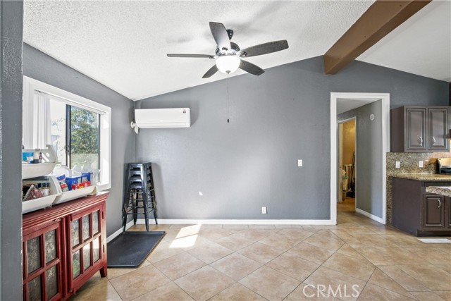 Detail Gallery Image 10 of 25 For 320 N Park Vista #26, Anaheim,  CA 92806 - 3 Beds | 2 Baths