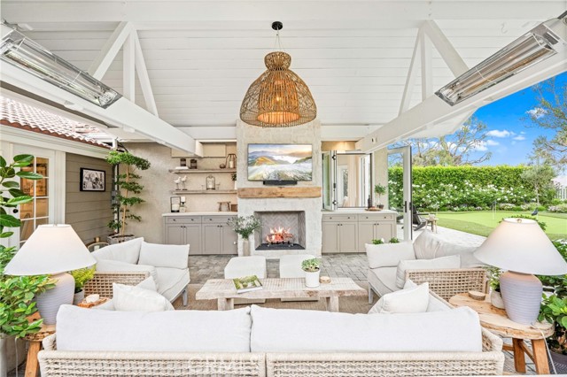 Detail Gallery Image 2 of 59 For 2933 Estancia, San Clemente,  CA 92673 - 3 Beds | 2 Baths