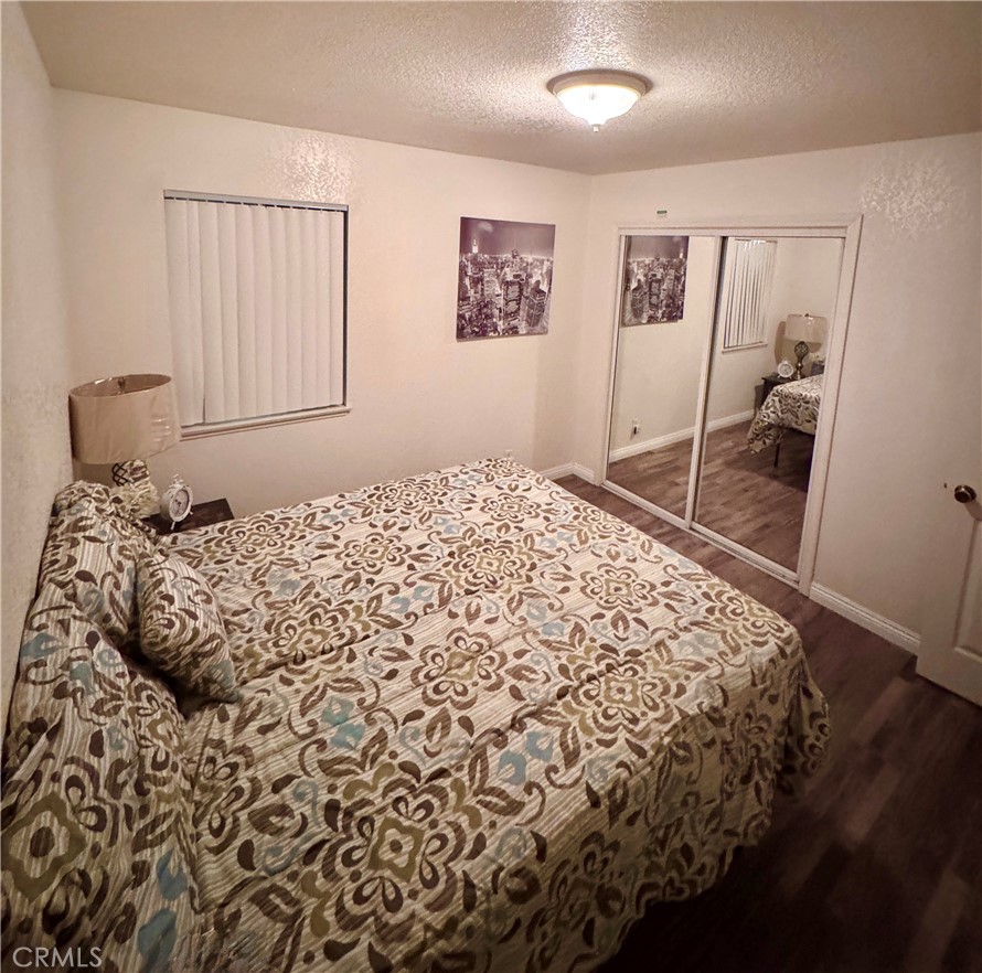 https://media.crmls.org/medias/9cf265da-ff4b-46f2-8fc8-27c8af1f19a0.jpg?preset=X-Large
