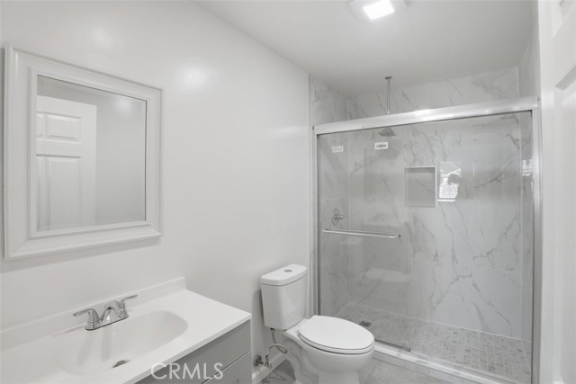 7958 Tampa Ave, Reseda CA: https://media.crmls.org/medias/9cf3c3f6-39f4-4e40-90dd-3e1eb62de6c0.jpg