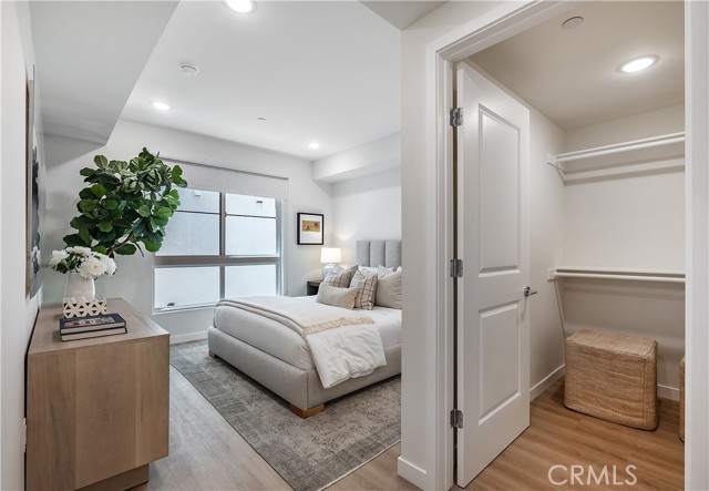 Detail Gallery Image 8 of 27 For 1303 S Orange Grove Ave #601,  Los Angeles,  CA 90019 - 3 Beds | 2 Baths