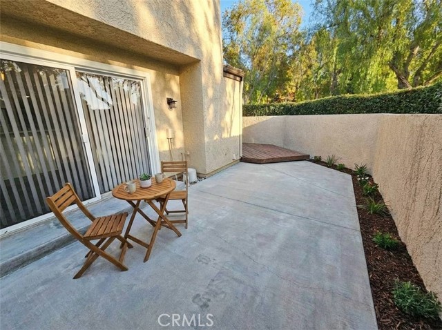 Detail Gallery Image 11 of 11 For 7 Stanford Ct, Irvine,  CA 92612 - 3 Beds | 3 Baths