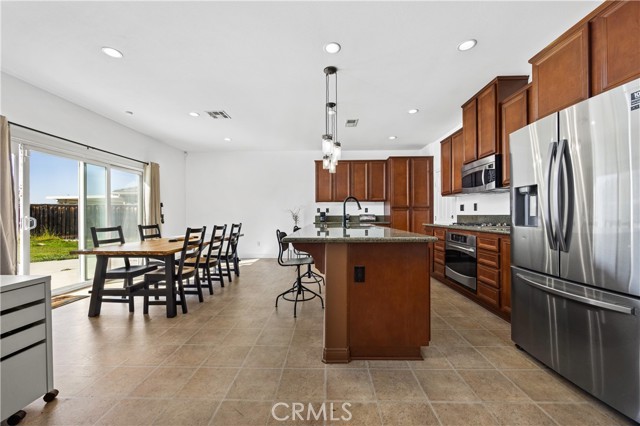 Detail Gallery Image 3 of 24 For 32429 Juniper Berry, Winchester,  CA 92596 - 4 Beds | 3 Baths