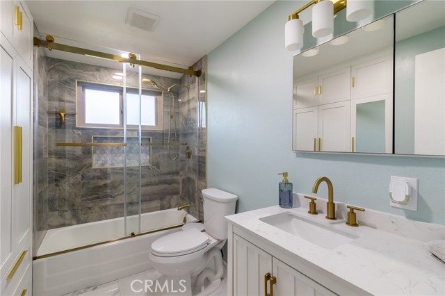 Detail Gallery Image 12 of 22 For 5249 N H, San Bernardino,  CA 92407 - 3 Beds | 2 Baths