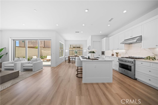 114 eversedge, Irvine CA: https://media.crmls.org/medias/9cf71b4d-ceb9-41ad-8e24-18284138f0f8.jpg