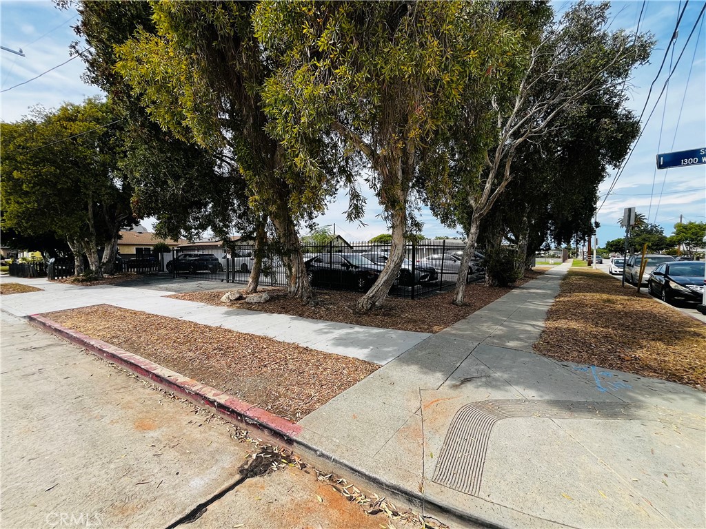 MLS #OC25221478 image #7