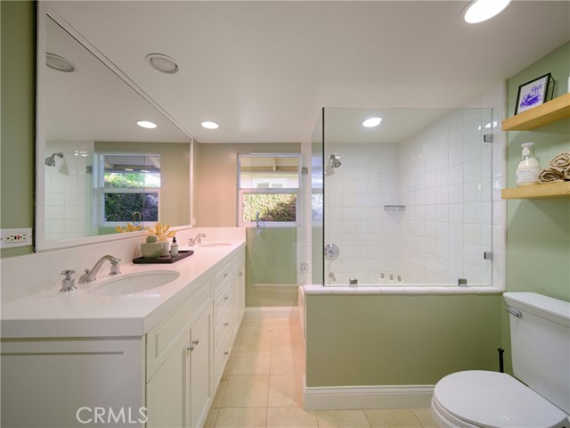 Detail Gallery Image 21 of 28 For 2000 Marlin Way, Newport Beach,  CA 92660 - 4 Beds | 3/1 Baths