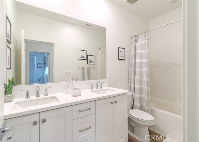 Detail Gallery Image 10 of 31 For 168 Denali, Lake Forest,  CA 92630 - 4 Beds | 2/1 Baths