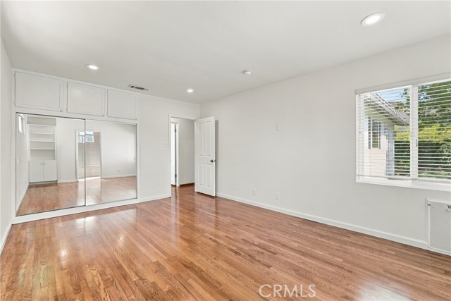 2212 Earle Court photo 32