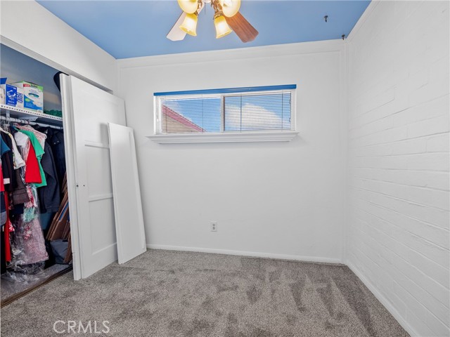 Detail Gallery Image 11 of 35 For 14060 Osage Rd, Apple Valley,  CA 92307 - 3 Beds | 2 Baths
