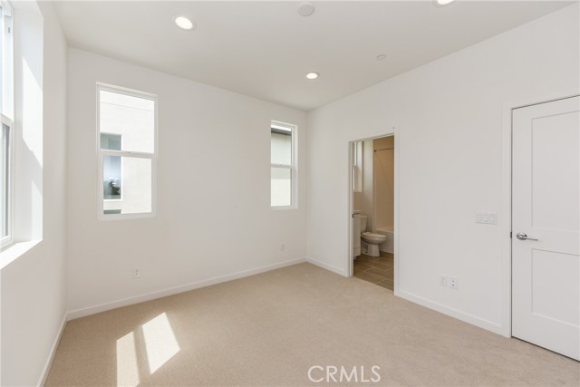 115 Allusion, Irvine CA: https://media.crmls.org/medias/9cf9d159-a1ca-433d-b7ae-560553045620.jpg