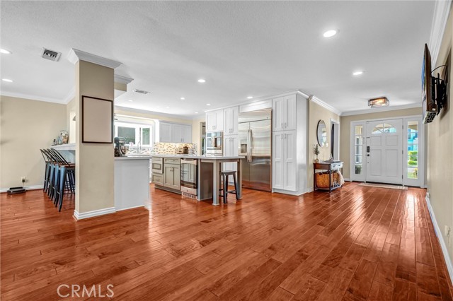 Detail Gallery Image 11 of 65 For 11872 Reagan, Los Alamitos,  CA 90720 - 4 Beds | 5 Baths