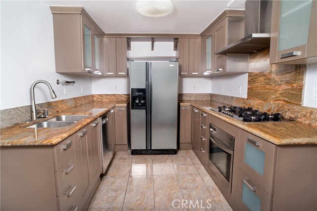 Detail Gallery Image 4 of 23 For 507 S Marengo Ave #4,  Pasadena,  CA 91101 - 2 Beds | 2 Baths