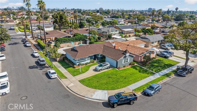 Detail Gallery Image 2 of 43 For 1575 W Edithia, Anaheim,  CA 92802 - 3 Beds | 2 Baths