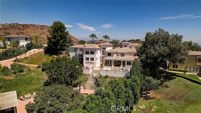 33 Sage Lane, Bell Canyon CA: https://media.crmls.org/medias/9cfc1721-009a-48fd-a607-6af4099b9c4f.jpg